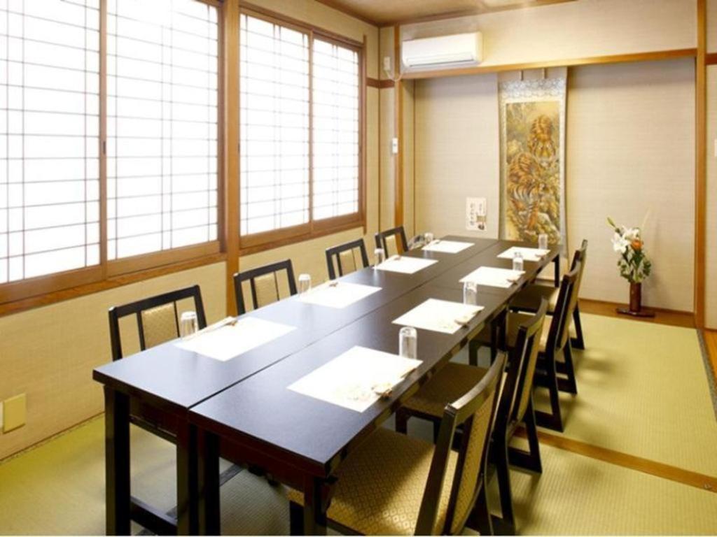 Business Hotel Kurama Hikone Exterior foto