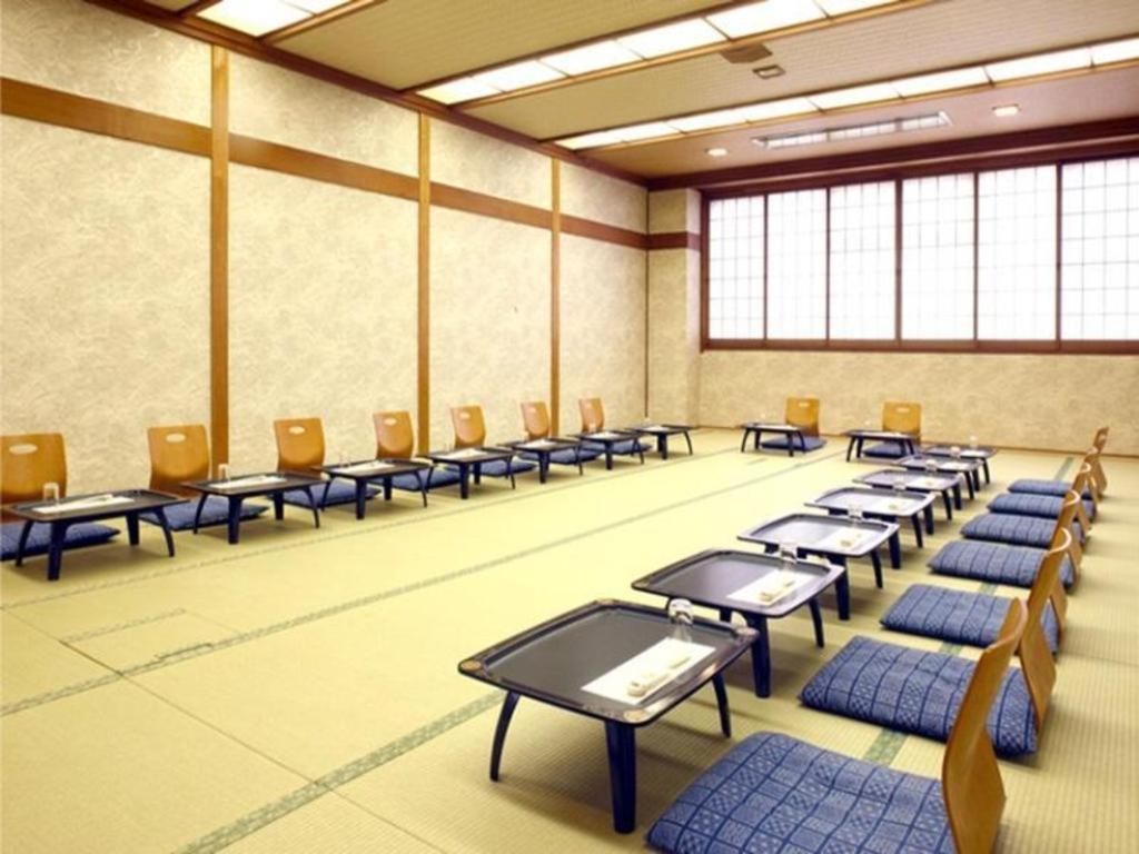 Business Hotel Kurama Hikone Exterior foto